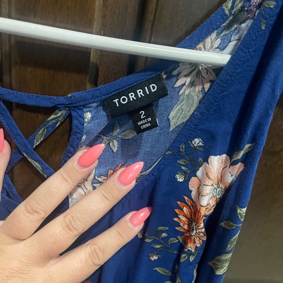 Torrid floral tank - Picture 3 of 3
